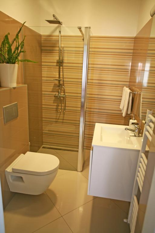 Apartments Maras 포레치 객실 사진
